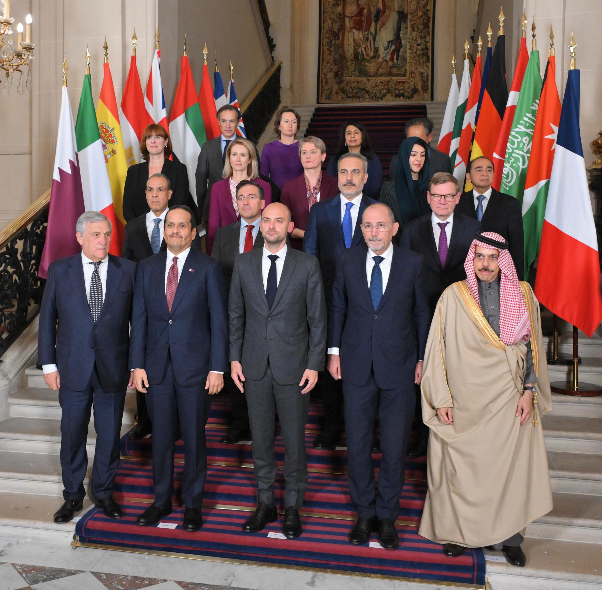 323cb662-f000-4d87-b1ce-b57c0ed6a9fa